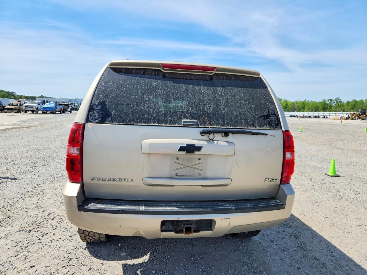2007 CHEVROLET SUBURBAN photo 11