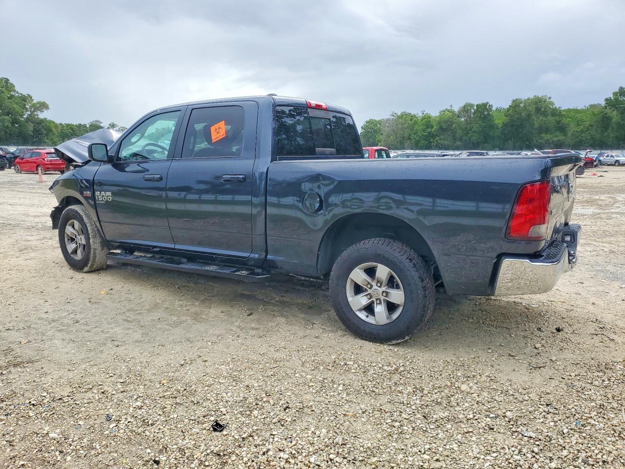 2019 RAM 1500 CLASSIC SLT photo 3