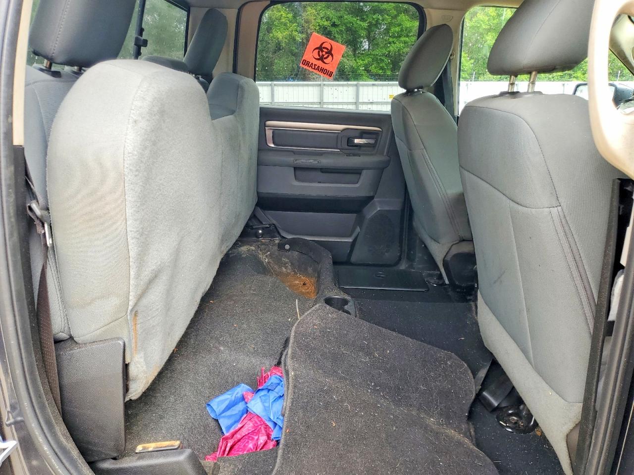 2019 RAM 1500 CLASSIC SLT photo 19