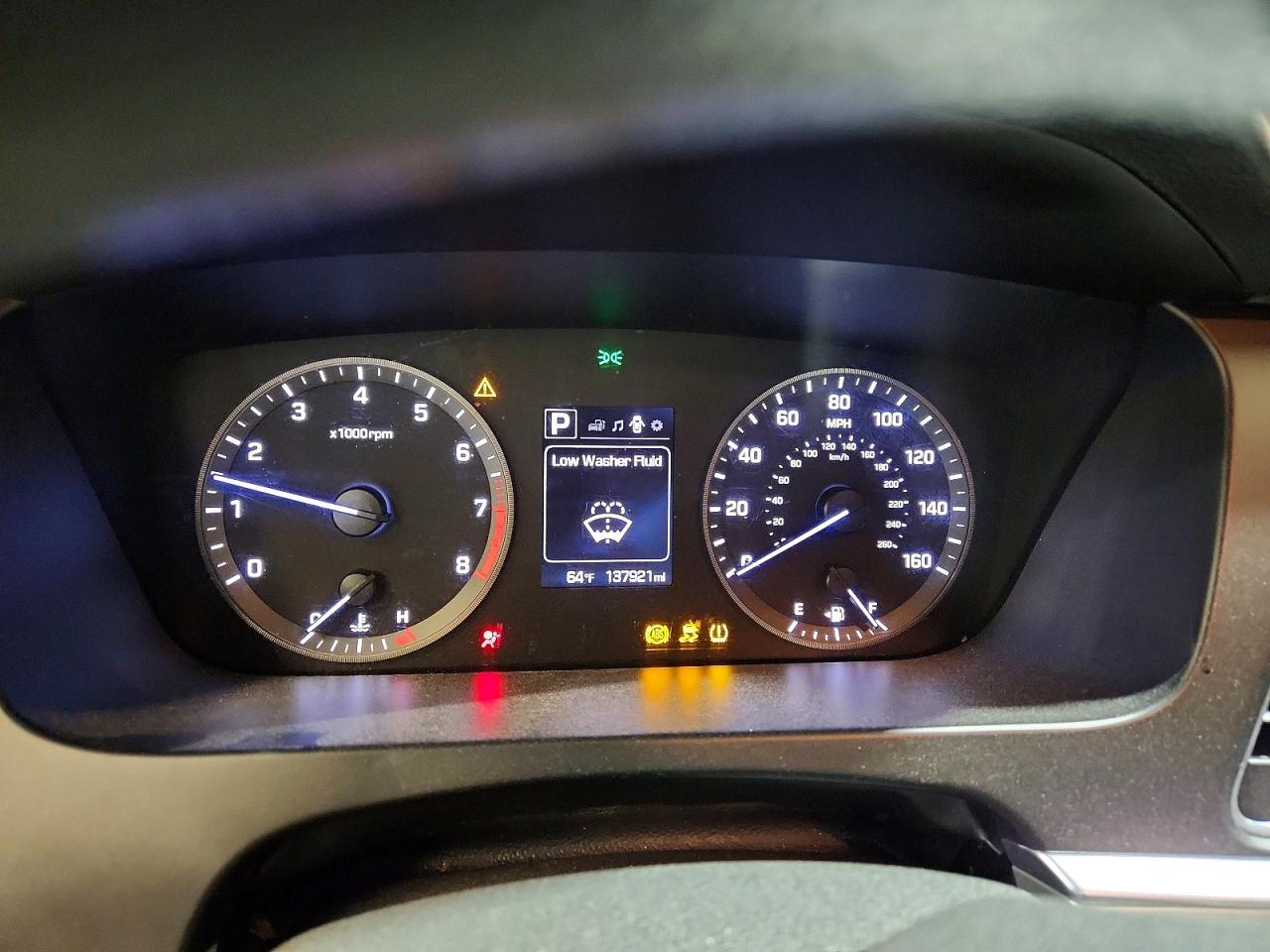 2015 HYUNDAI SONATA SE photo 17