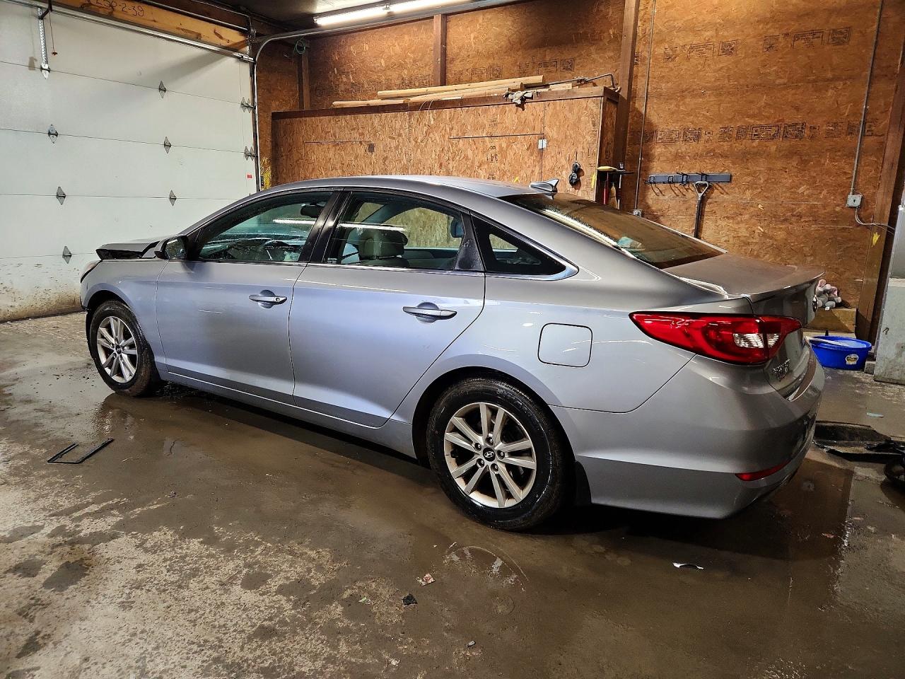 2015 HYUNDAI SONATA SE photo 3