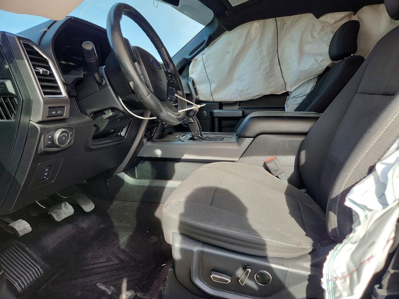 2016 FORD F150 SUPERCREW photo 13