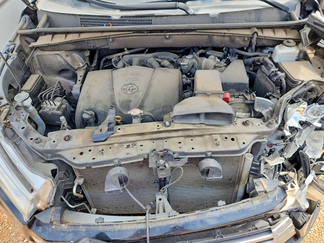 2019 TOYOTA HIGHLANDER XLE photo 23