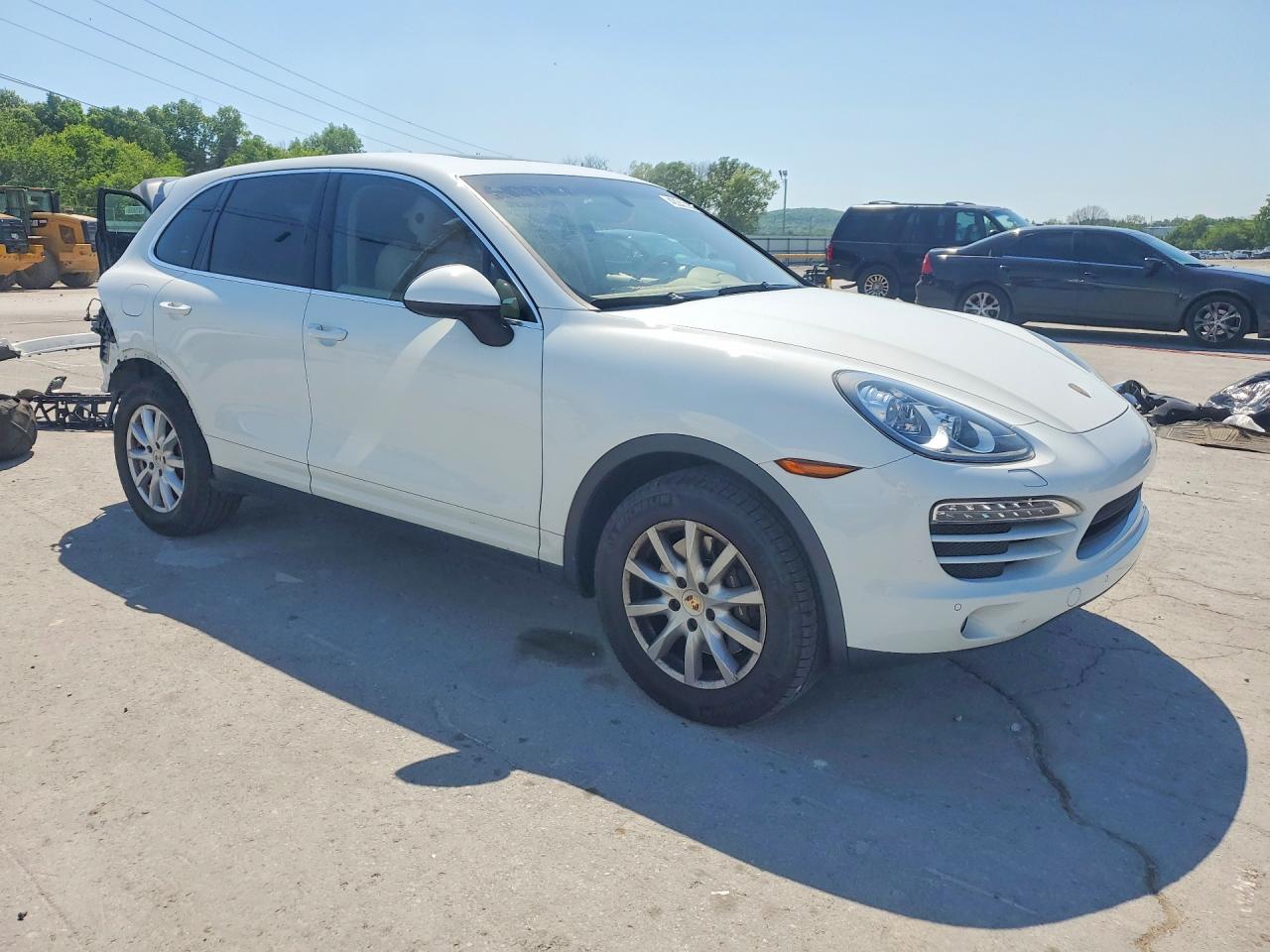2013 PORSCHE CAYENNE photo 10