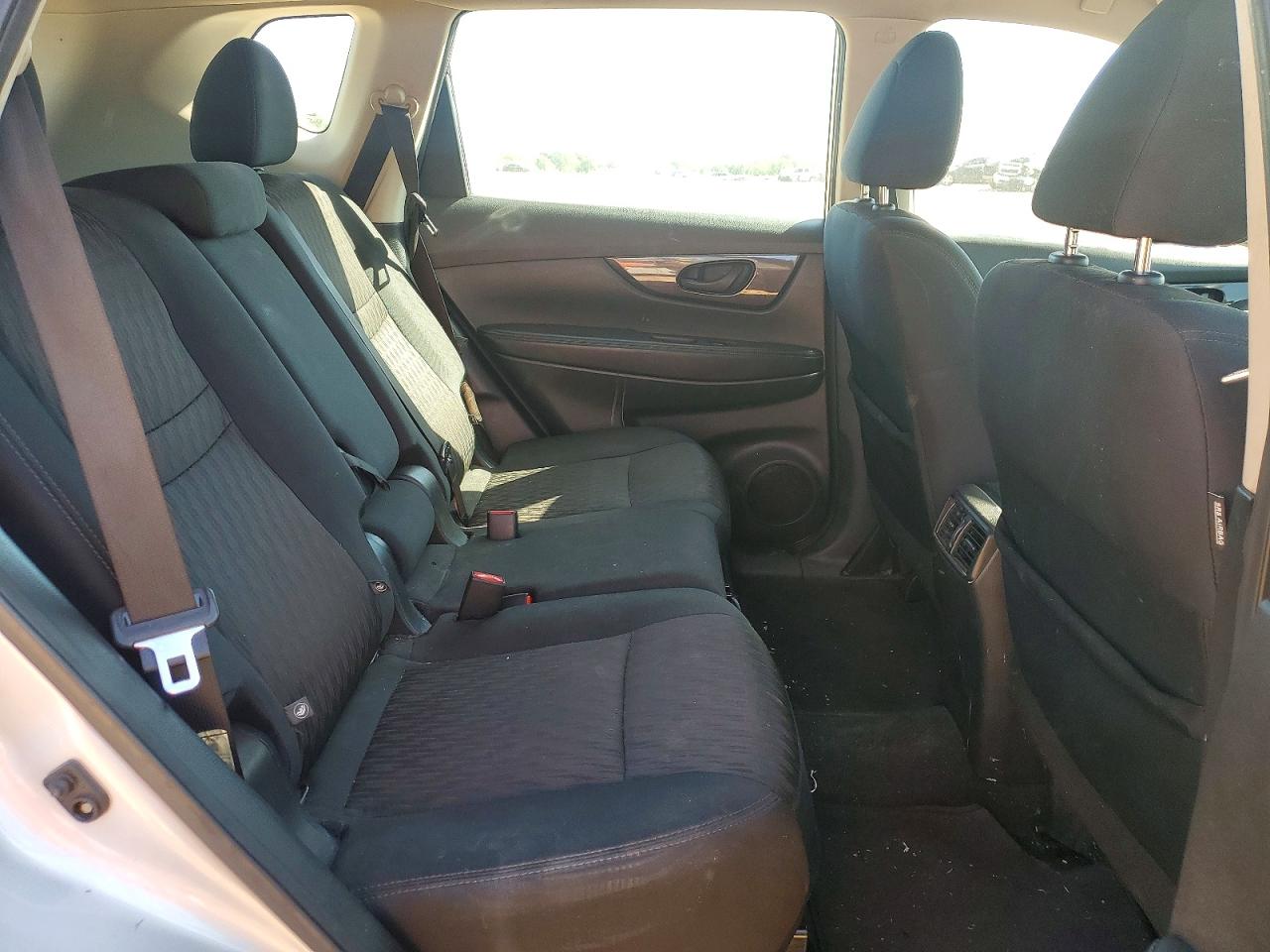 2019 NISSAN ROGUE S photo 21