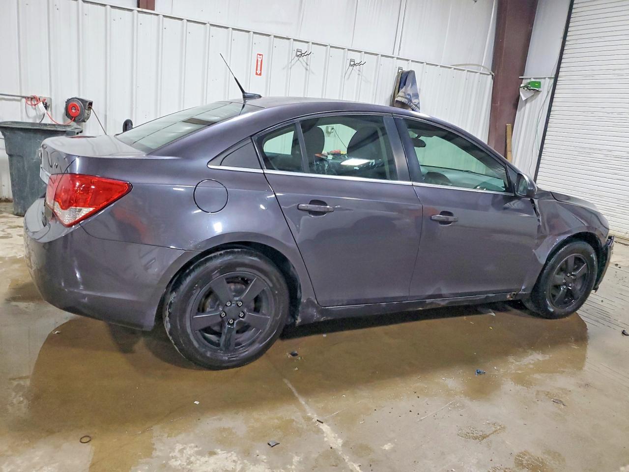 2011 CHEVROLET CRUZE LT photo 3