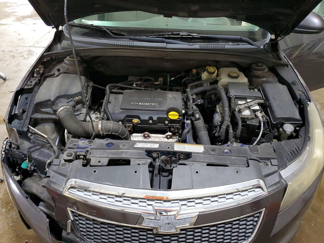 2011 CHEVROLET CRUZE LT photo 11