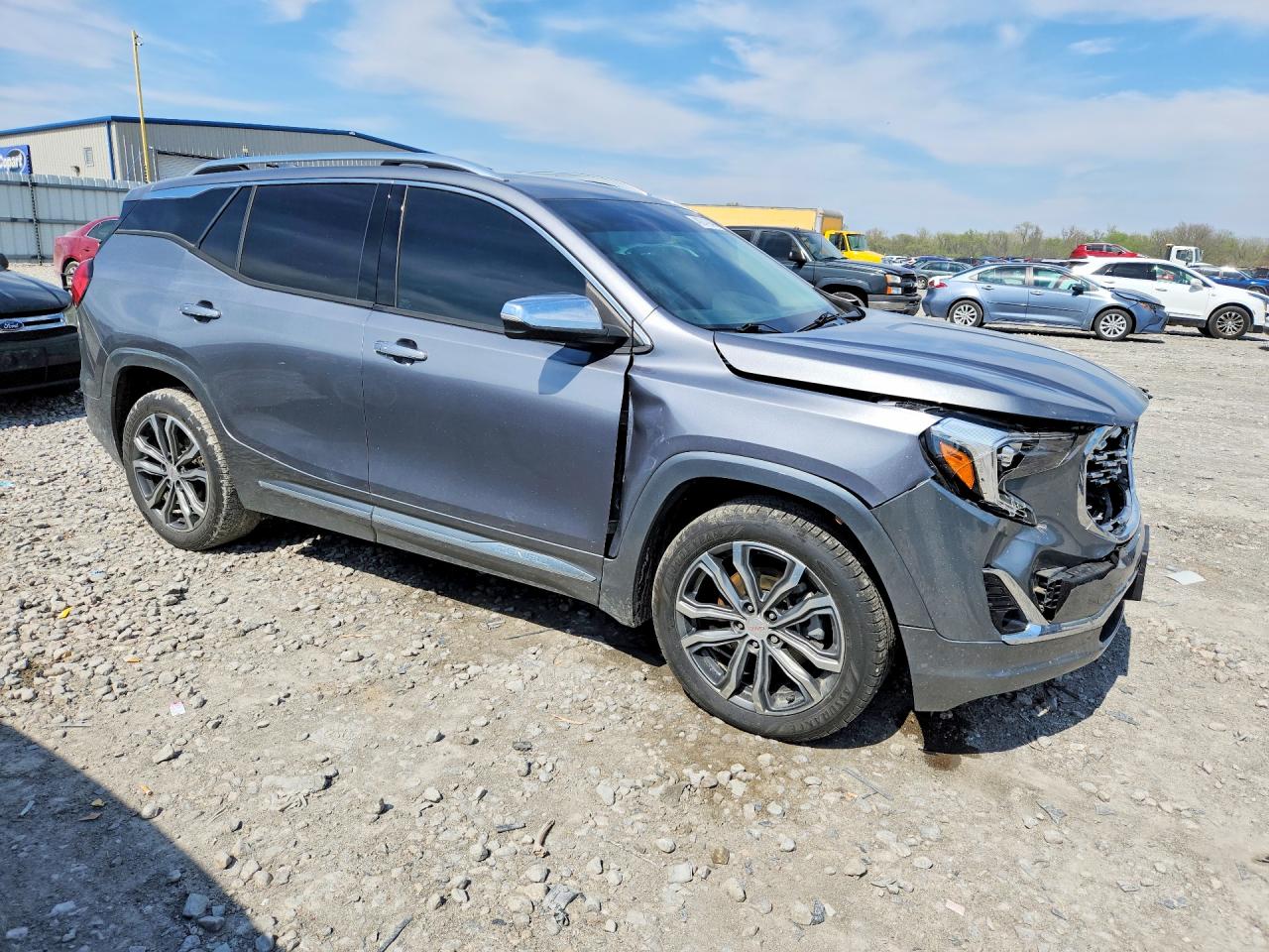 2018 GMC TERRAIN DENALI photo 10
