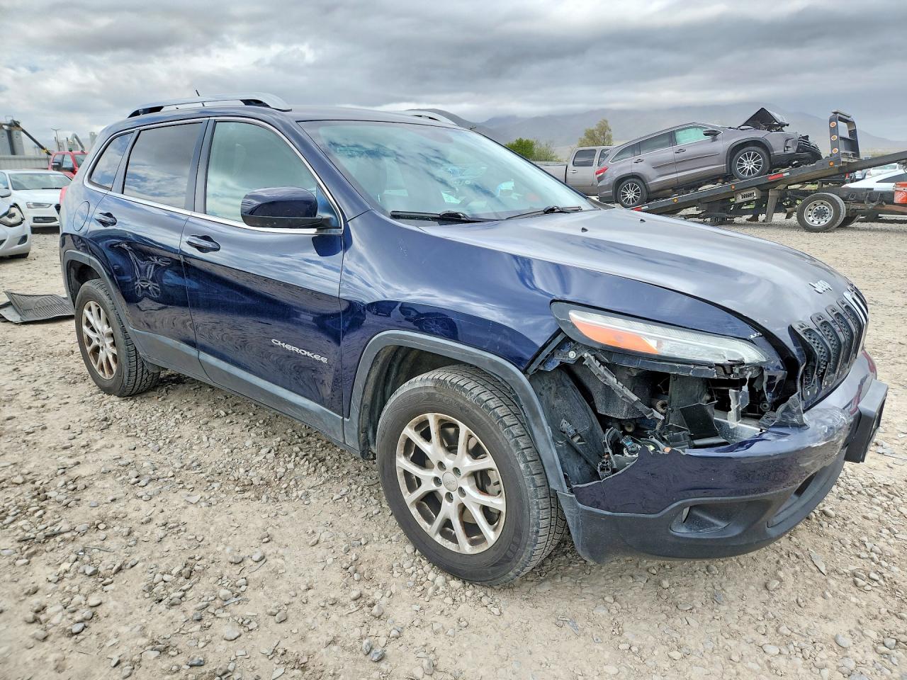 2015 JEEP CHEROKEE LATITUDE photo 7
