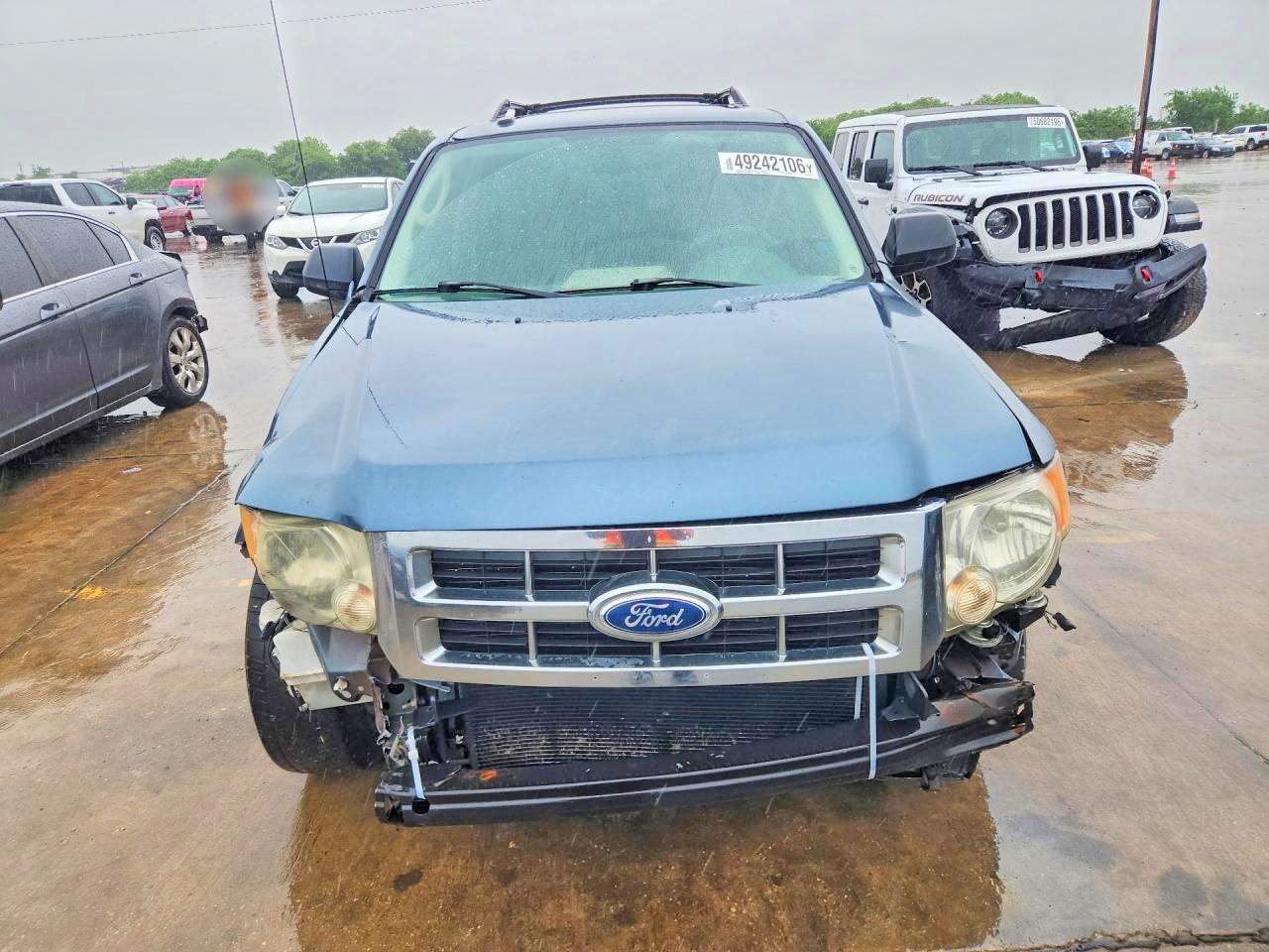 2011 FORD ESCAPE XLT photo 13