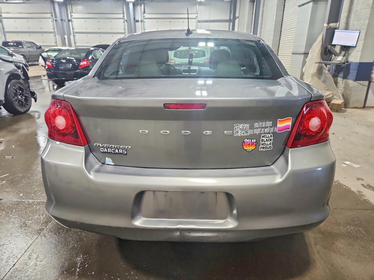 2012 DODGE AVENGER SE photo 11