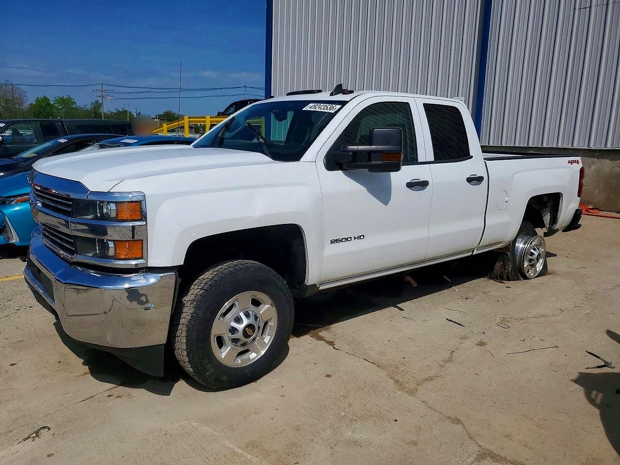 2015 CHEVROLET SILVERADO