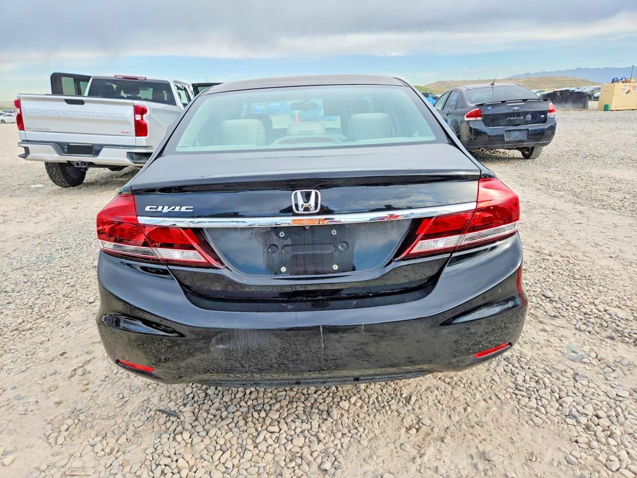 2013 HONDA CIVIC LX photo 12