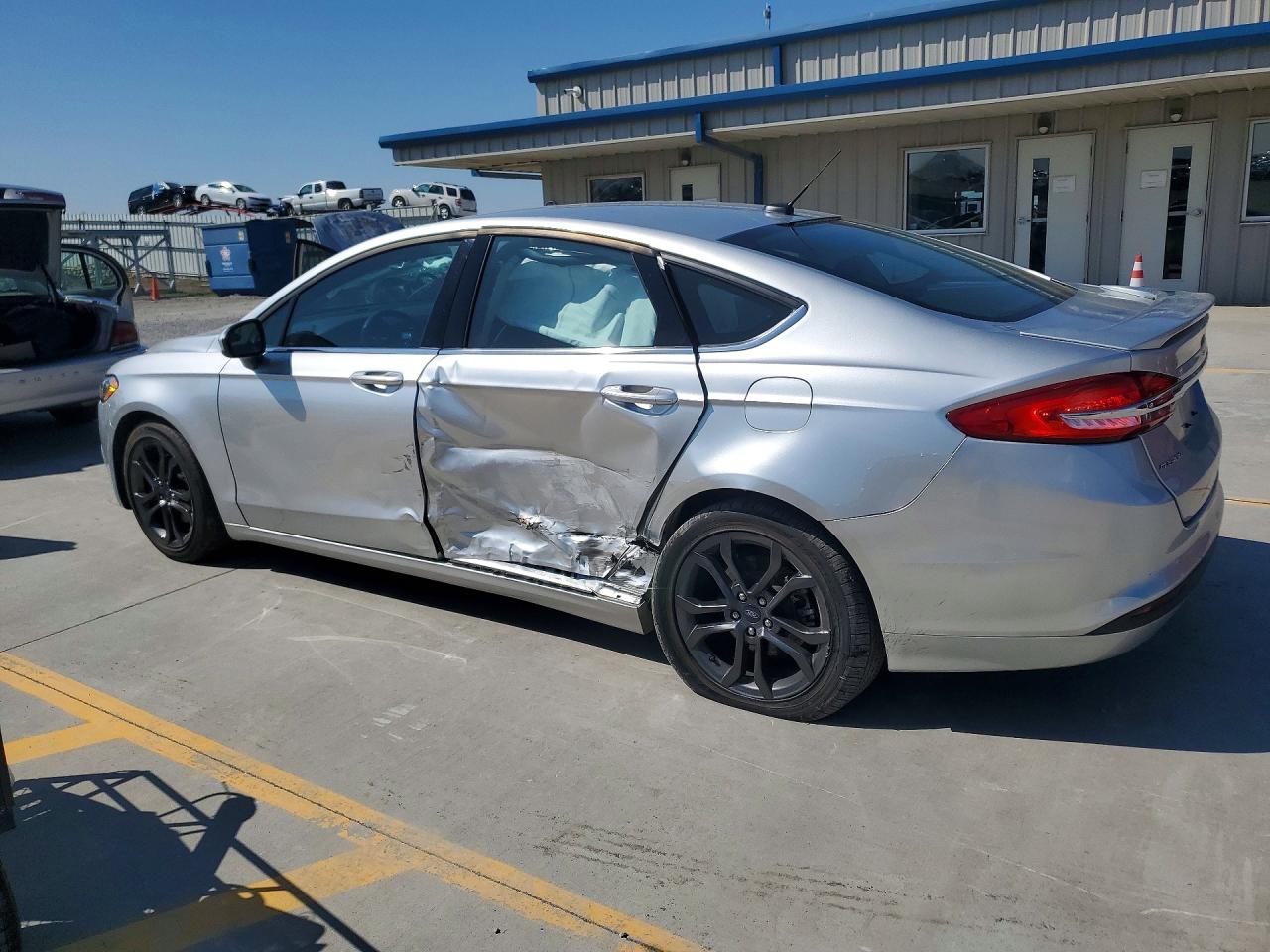 2018 FORD FUSION SE photo 3