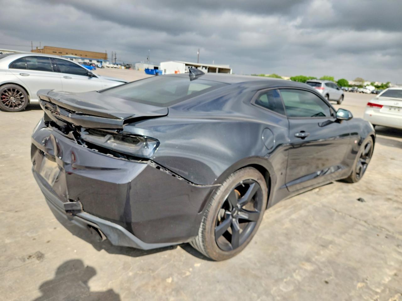 2016 CHEVROLET CAMARO LT photo 7