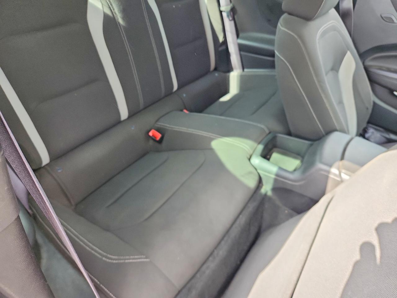 2016 CHEVROLET CAMARO LT photo 28