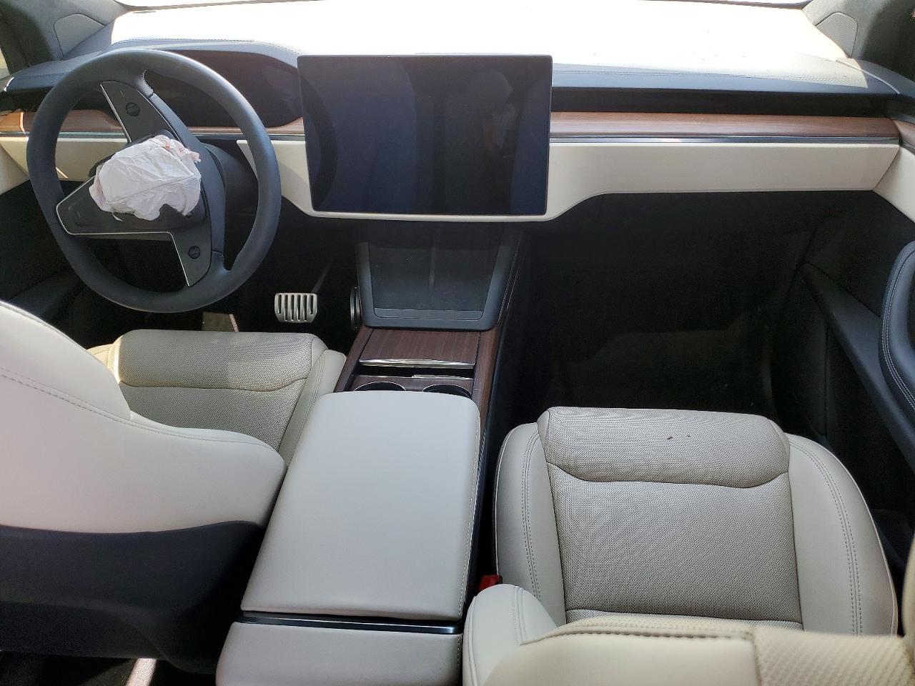 2026 TESLA MODEL X photo 15