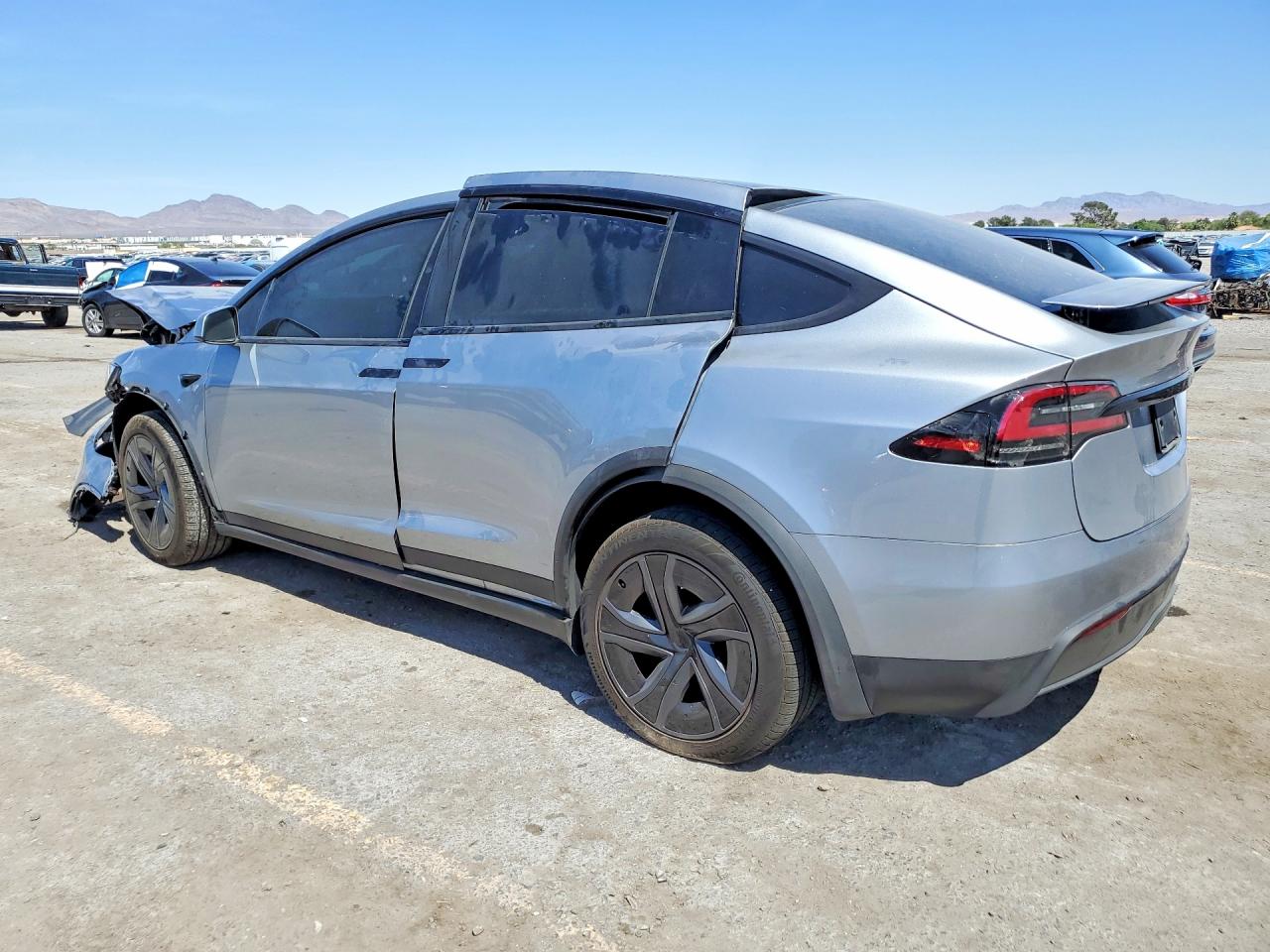 2026 TESLA MODEL X photo 3