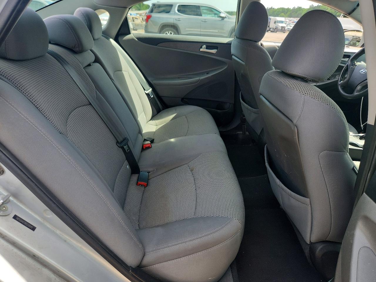 2011 HYUNDAI SONATA GLS photo 19