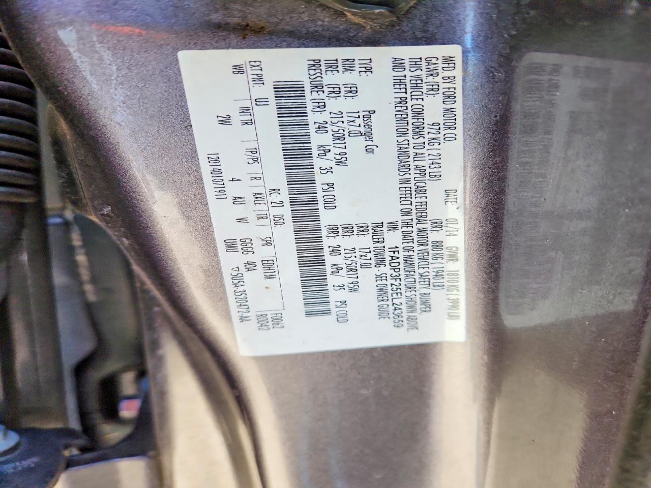 2014 FORD FOCUS SE photo 23