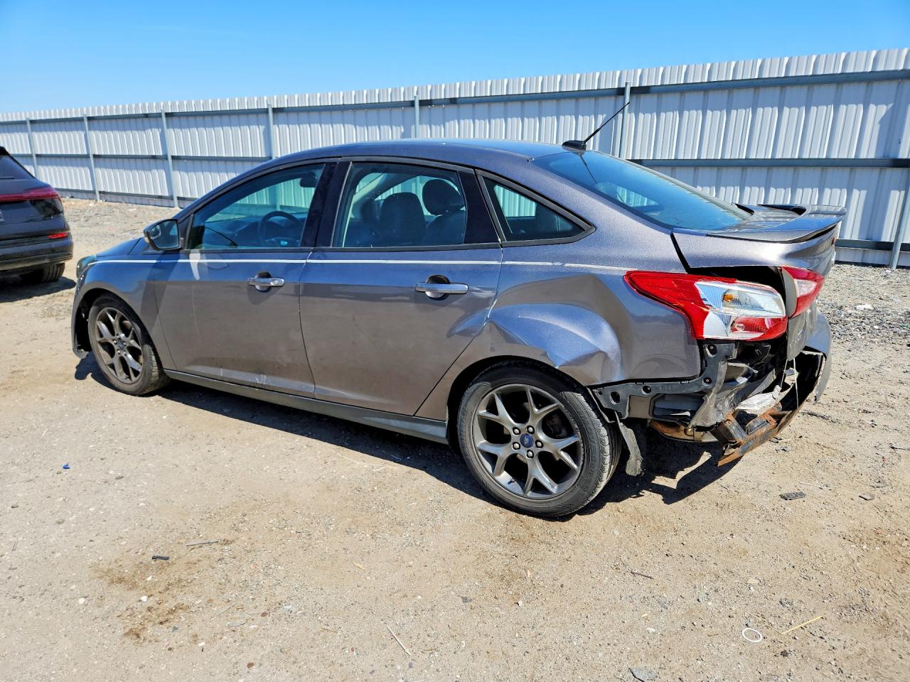 2014 FORD FOCUS SE photo 3