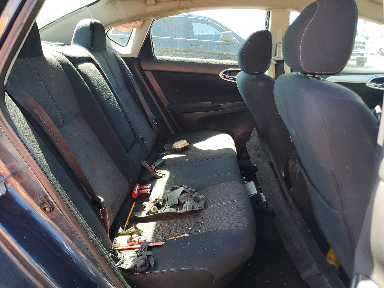 2015 NISSAN SENTRA SV photo 28