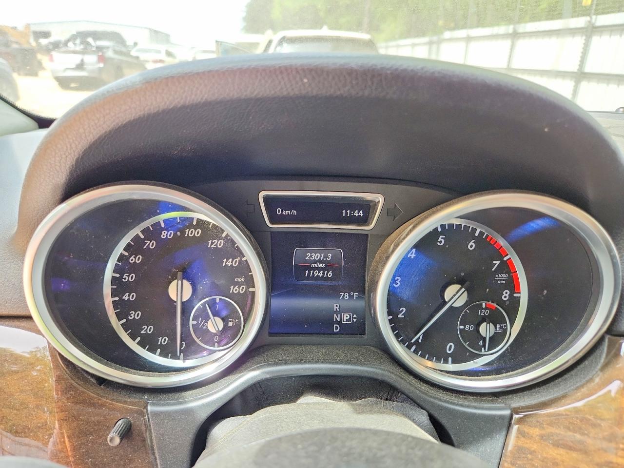 2015 MERCEDES-BENZ ML 350 photo 9
