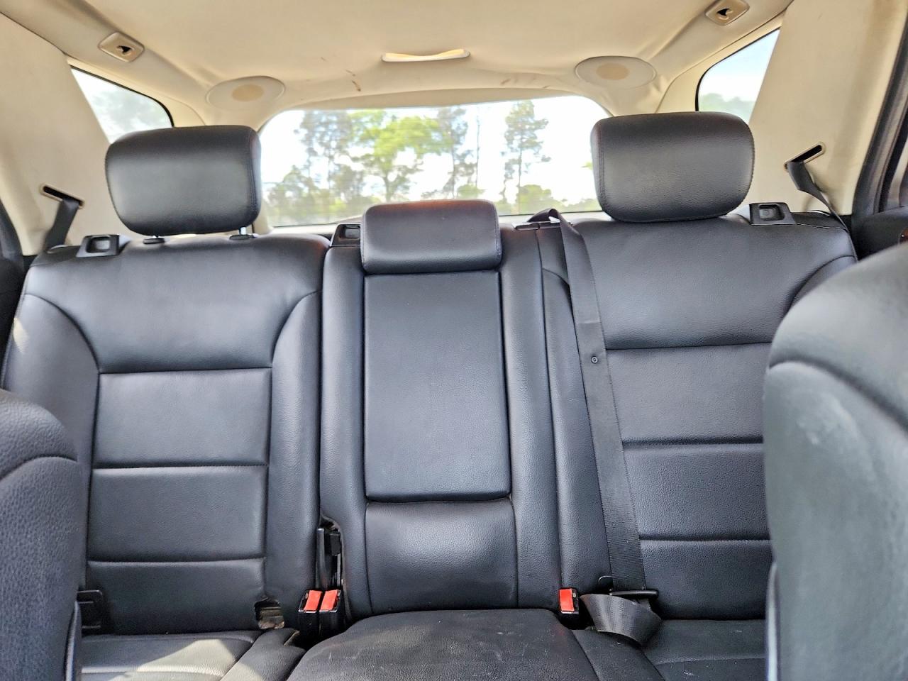 2011 MERCEDES-BENZ ML 350 photo 28
