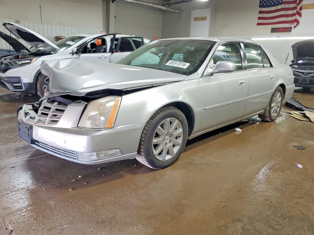 2010 CADILLAC DTS