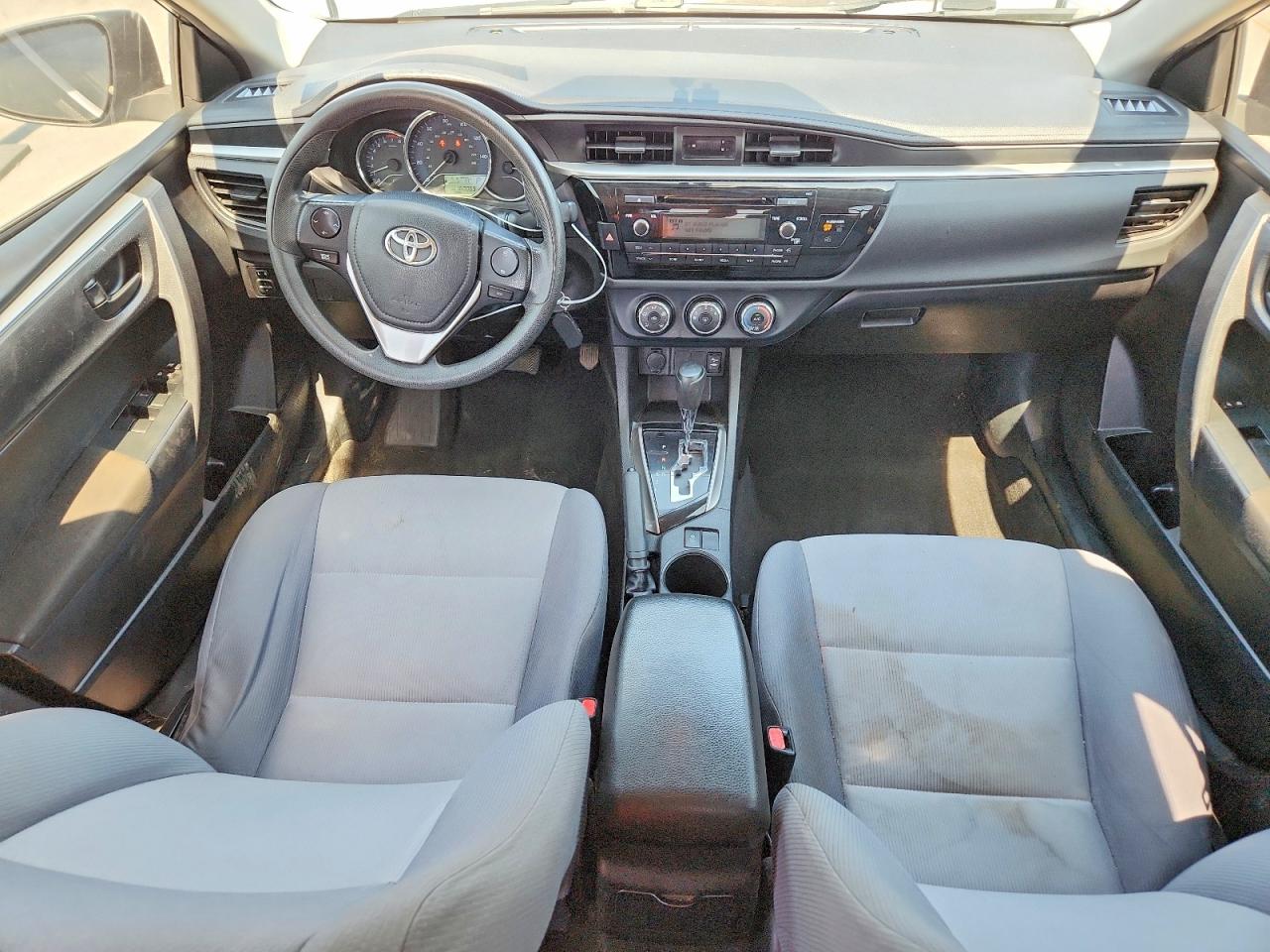 2014 TOYOTA COROLLA L photo 8