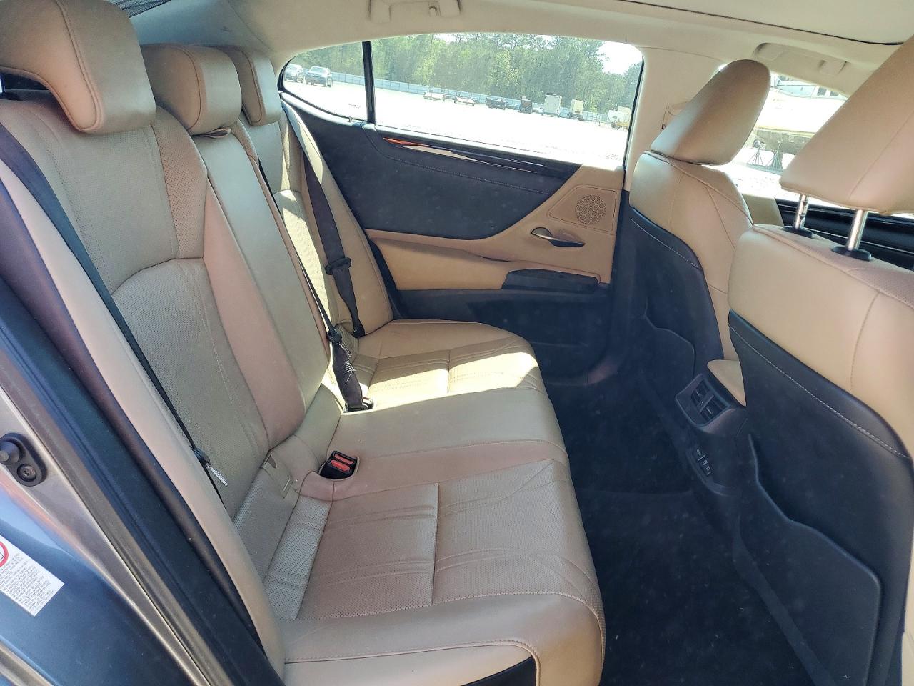 2019 LEXUS ES 350 photo 19