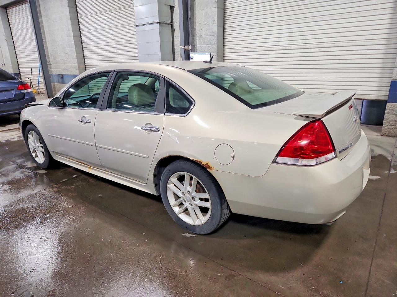 2012 CHEVROLET IMPALA LTZ photo 3