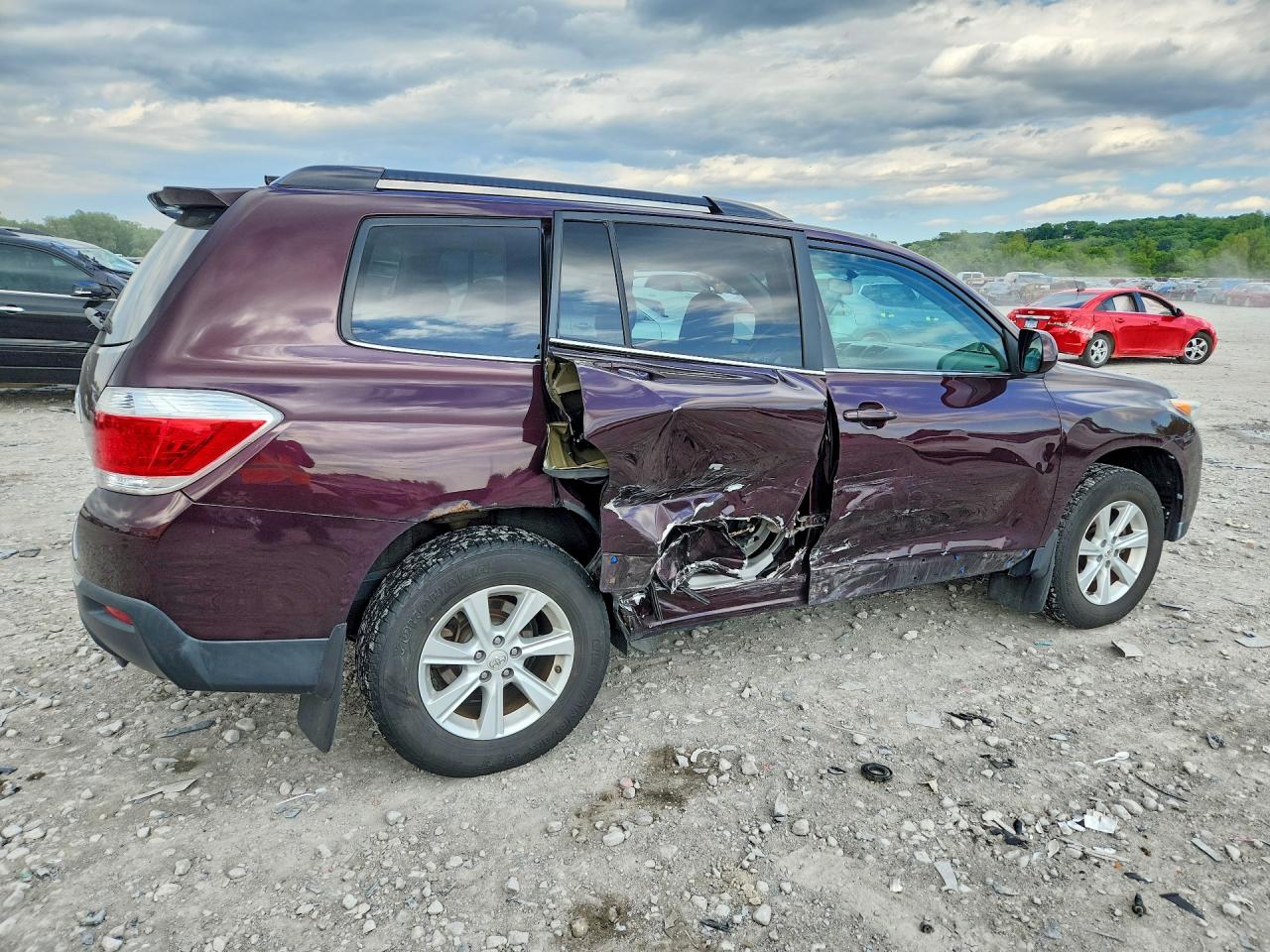 2011 TOYOTA HIGHLANDER BASE photo 5