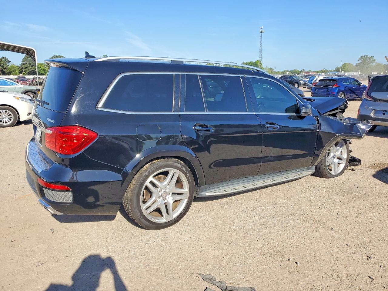 2014 MERCEDES-BENZ GL 550 4MATIC photo 5