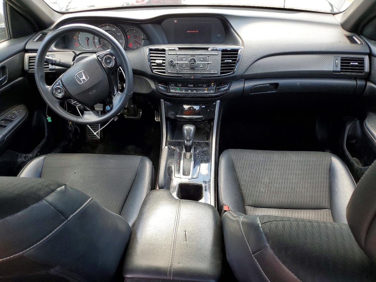 2016 HONDA ACCORD SPORT photo 22