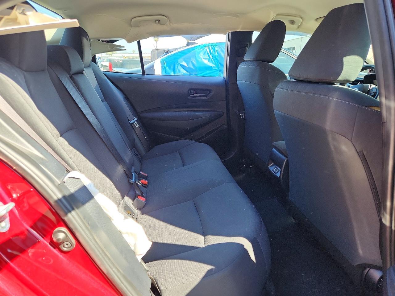 2024 TOYOTA COROLLA LE photo 28