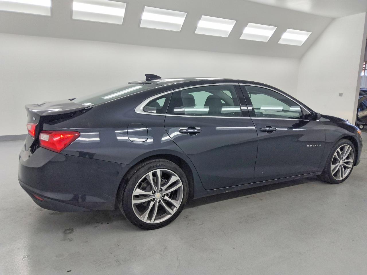 2023 CHEVROLET MALIBU LT photo 7