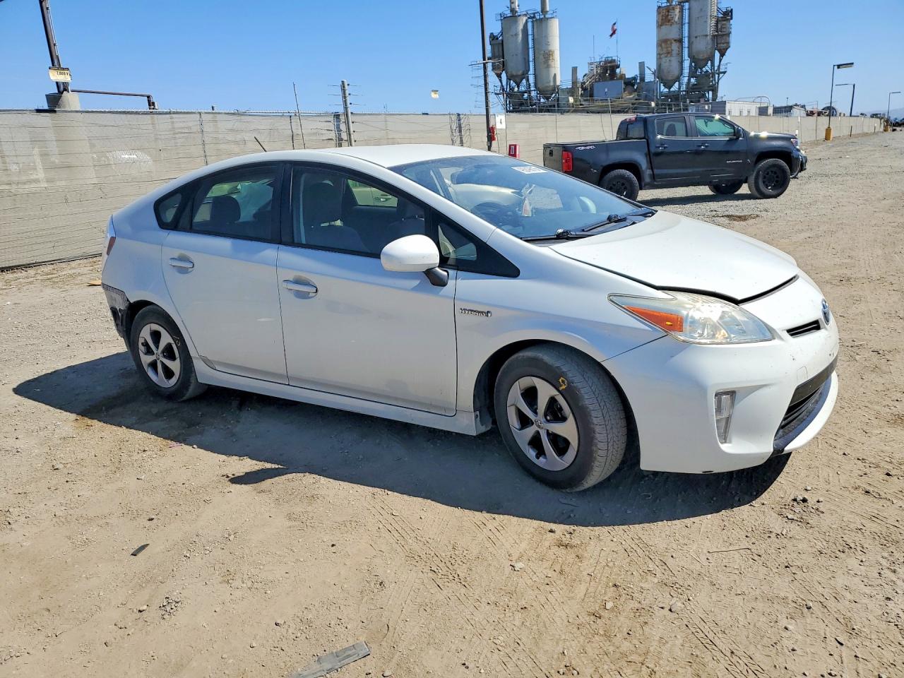 2015 TOYOTA PRIUS THREE photo 7