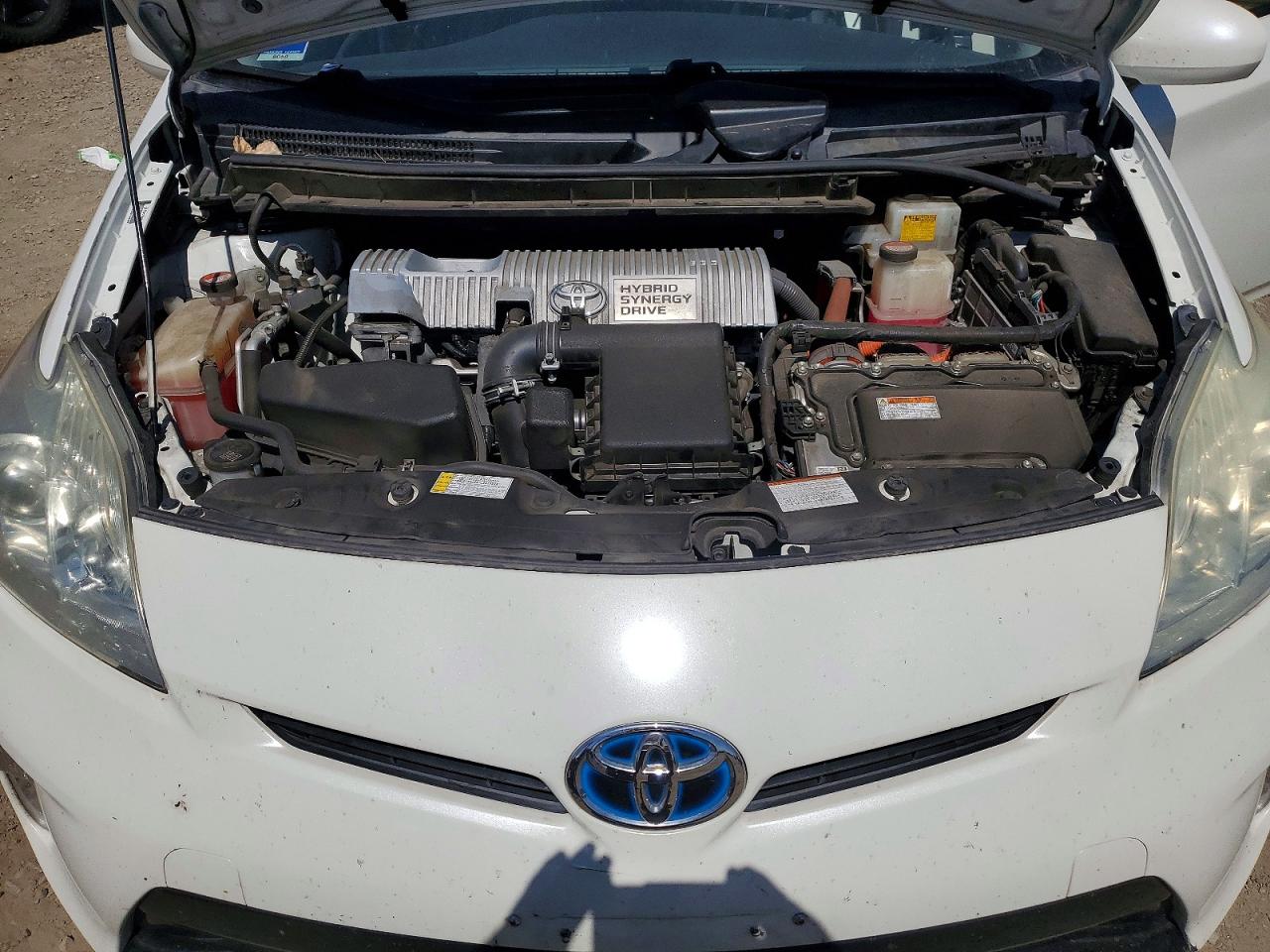 2015 TOYOTA PRIUS THREE photo 21