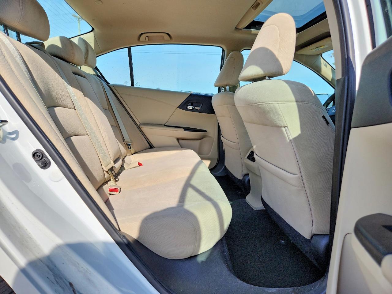 2015 HONDA ACCORD EX photo 19