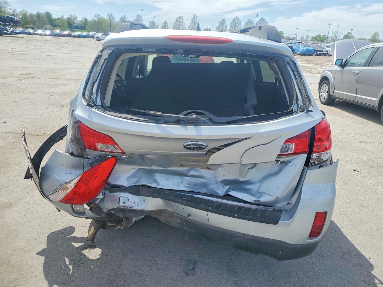 2014 SUBARU OUTBACK 2.5I PREMIUM photo 16