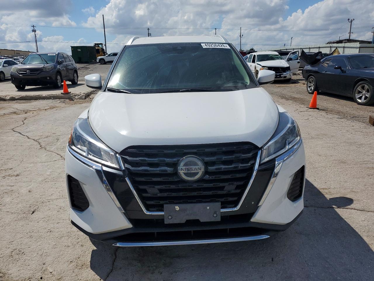 2021 NISSAN KICKS SV photo 13
