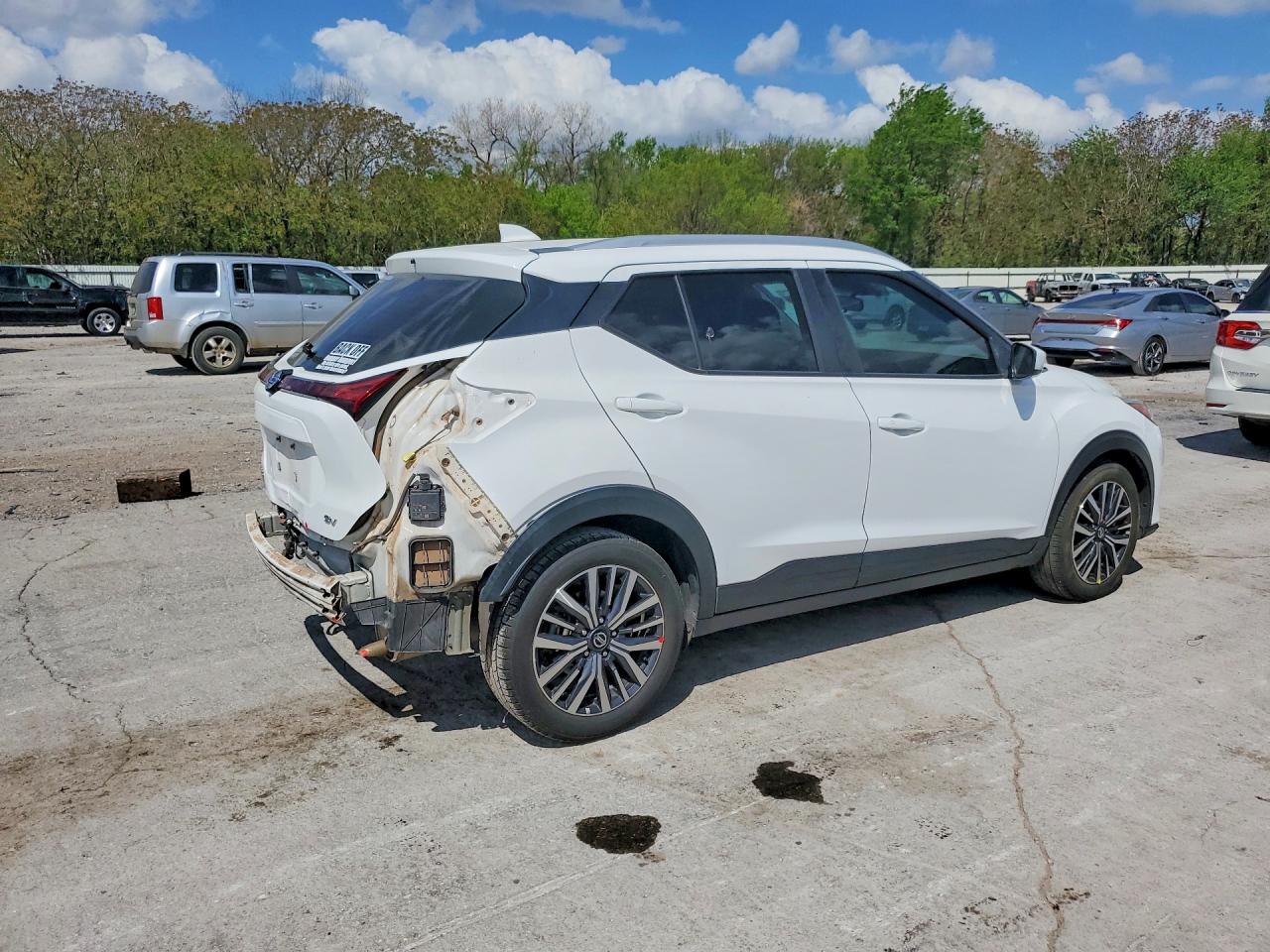 2021 NISSAN KICKS SV photo 7