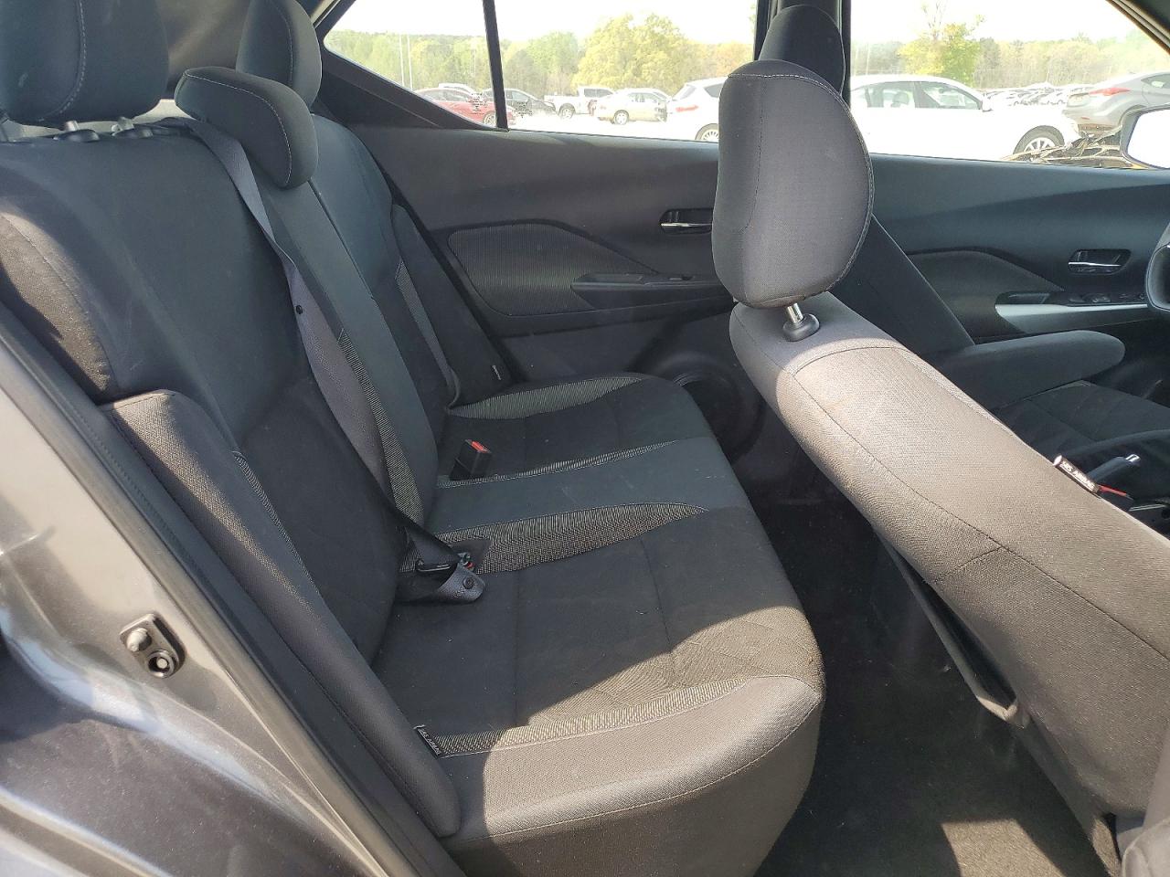 2020 NISSAN KICKS SV photo 28