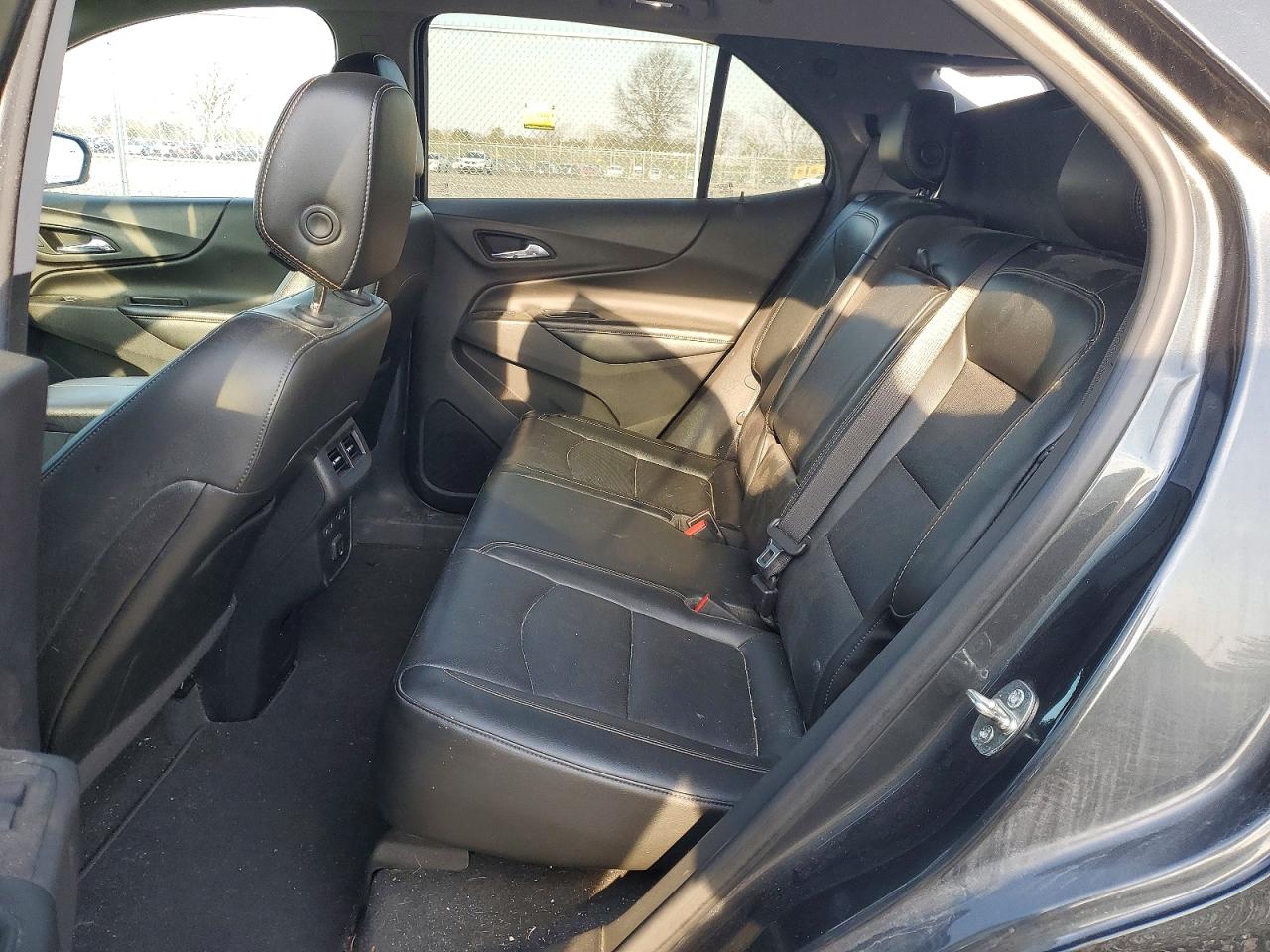 2019 CHEVROLET EQUINOX PREMIER photo 31