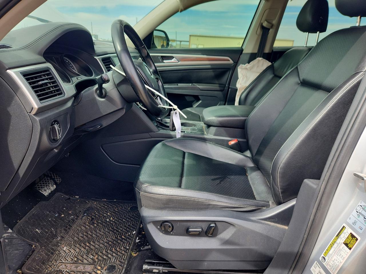 2018 VOLKSWAGEN ATLAS SE photo 13