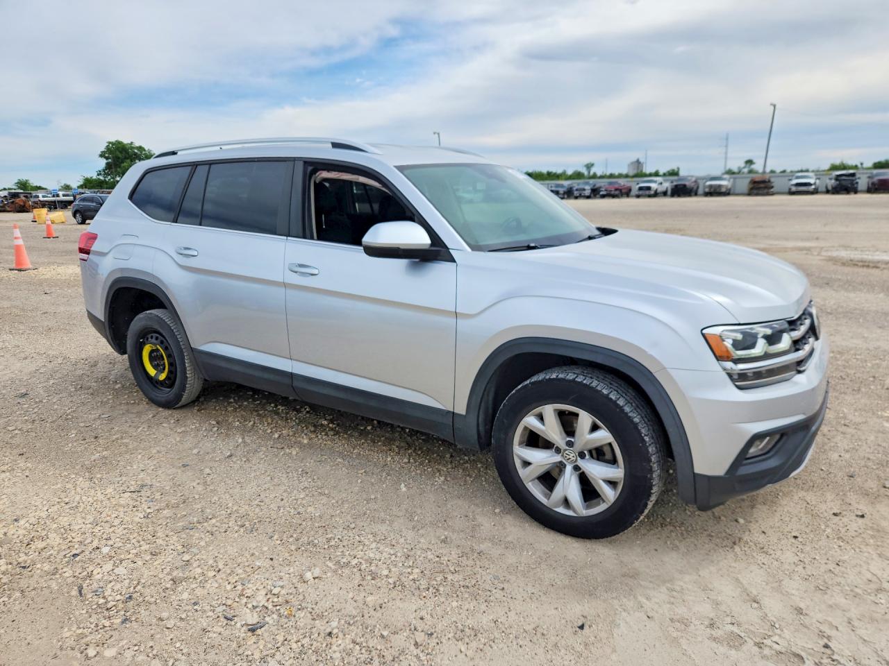 2018 VOLKSWAGEN ATLAS SE photo 7