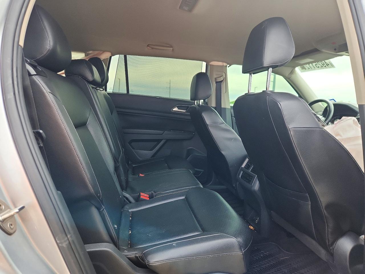 2018 VOLKSWAGEN ATLAS SE photo 21