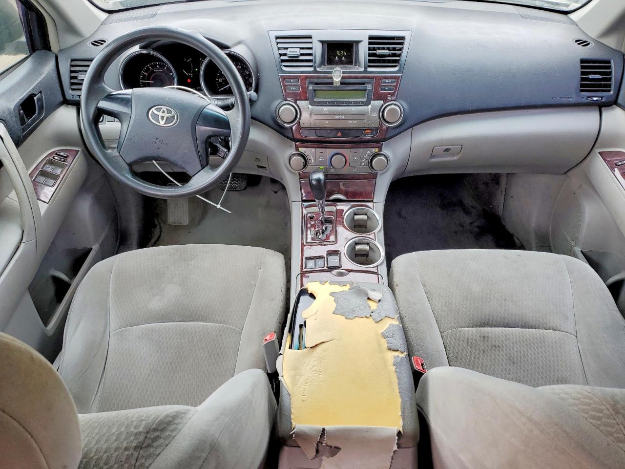 2010 TOYOTA HIGHLANDER BASE photo 22