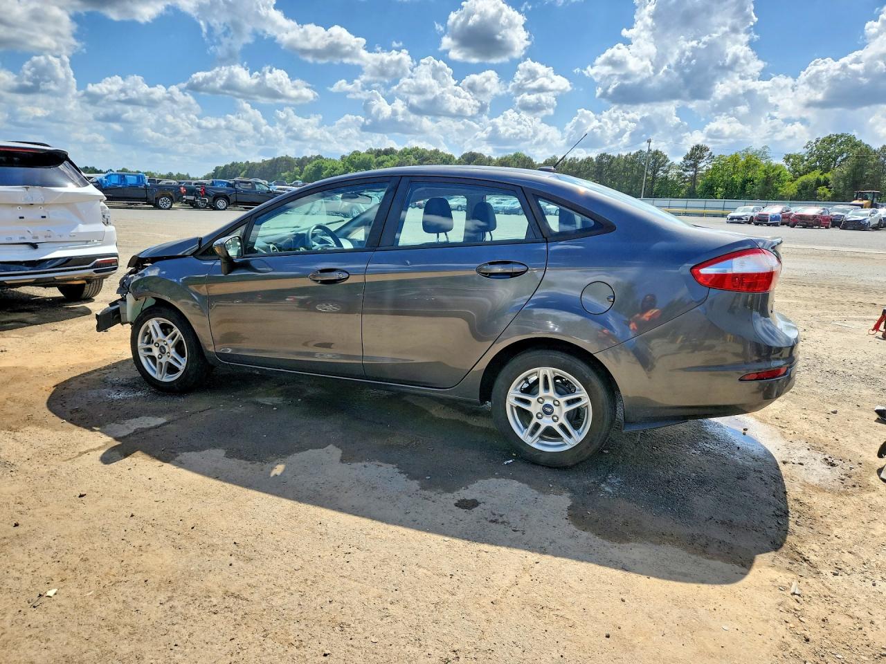 2019 FORD FIESTA SE photo 3